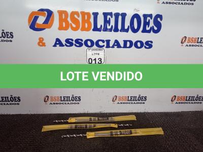 LOTE 013 - 03 BROCAS MOURÃO 3/8 X 320MM” MARCA FERTAK TOOLS (NOVO) (NO ESTADO) ATENÇÃO! FAZER A VISITAÇÃO ANTES DE ARREMATAR, NÃO SABEMOS SE FUNCIONA. LEILÃO NÃO TEM GARANTIA E NEM DEVOLUÇÃO, SUJEITO A POSSÍVEIS AVARIAS VISÍVEIS/OCULTAS E/OU AUSÊNCIA DE COMPONENTES.