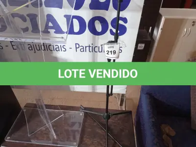 LOTE 219 - 01 TRIPÉ PARA BANNER (BANNER STAND). (NO ESTADO EM QUE SE ENCONTRA. SUJEITO A AVARIAS OCULTAS/VISÍVEIS.)