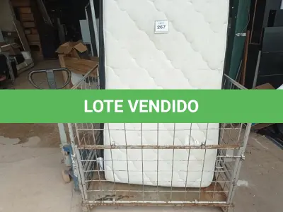 LOTE 267 - 01 COLCHÃO SOLTEIRO C/ BASE (SINGLE MATTRESS). (NO ESTADO EM QUE SE ENCONTRA. SUJEITO A AVARIAS OCULTAS/VISÍVEIS.) BH1442H 