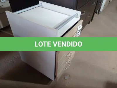 LOTE 281 - 01 GAVETEIRO (DRAWER). (NO ESTADO EM QUE SE ENCONTRA. SUJEITO A AVARIAS OCULTAS/VISÍVEIS.)