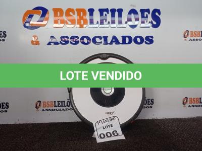 LOTE 006 - 01 ASPIRADOR ROBÔ MARCA ROBOT ROOMBA S/FONTE. (NO ESTADO) ATENÇÃO! FAZER A VISITAÇÃO ANTES DE ARREMATAR, NÃO SABEMOS SE FUNCIONA. LEILÃO NÃO TEM GARANTIA E NEM DEVOLUÇÃO, SUJEITO A POSSÍVEIS AVARIAS VISÍVEIS/OCULTAS E/OU AUSÊNCIA DE COMPONENTES.