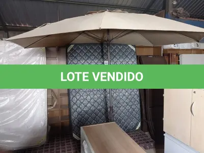 LOTE 183 - 01 GUARDA-CHUVA. (UMBRELLA) (NO ESTADO EM QUE SE ENCONTRA. SUJEITO A AVARIAS OCULTAS/VISÍVEIS.) BH1480H