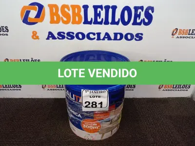 LOTE 281 - 01 GALÃO DE TINTA PARA INTERIOR QUALITEX 18L RENDE ATÉ 300M. (NO ESTADO) ATENÇÃO! FAZER A VISITAÇÃO ANTES DE ARREMATAR, NÃO SABEMOS SE FUNCIONA. LEILÃO NÃO TEM GARANTIA E NEM DEVOLUÇÃO, SUJEITO A POSSÍVEIS AVARIAS VISÍVEIS/OCULTAS E/OU AUSÊNCIA DE COMPONENTES.