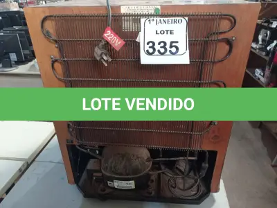 LOTE 335 - 01 ADEGA CLIMATIZADA C/ACABAMENTO EM MADEIRA. (NO ESTADO) ATENÇÃO! FAZER A VISITAÇÃO ANTES DE ARREMATAR, NÃO SABEMOS SE FUNCIONA. LEILÃO NÃO TEM GARANTIA E NEM DEVOLUÇÃO, SUJEITO A POSSÍVEIS AVARIAS VISÍVEIS/OCULTAS E/OU AUSÊNCIA DE COMPONENTES.