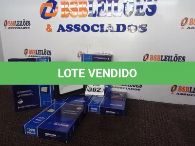 LOTE 362 - 05 REFLETORES DE LED AMBIENTE EXTERNO 100W CADA(NOVO). (NO ESTADO) ATENÇÃO! FAZER A VISITAÇÃO ANTES DE ARREMATAR, NÃO SABEMOS SE FUNCIONA. LEILÃO NÃO TEM GARANTIA E NEM DEVOLUÇÃO, SUJEITO A POSSÍVEIS AVARIAS VISÍVEIS/OCULTAS E/OU AUSÊNCIA DE COMPONENTES.