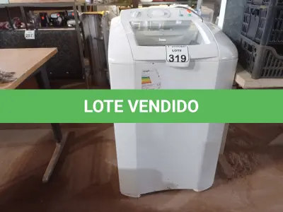 LOTE 319 - 01 MÁQUINA DE LAVAR 9KG MARCA ELECTROLUX. (NO ESTADO) ATENÇÃO! FAZER A VISITAÇÃO ANTES DE ARREMATAR, NÃO SABEMOS SE FUNCIONA. LEILÃO NÃO TEM GARANTIA E NEM DEVOLUÇÃO, SUJEITO A POSSÍVEIS AVARIAS VISÍVEIS/OCULTAS E/OU AUSÊNCIA DE COMPONENTES.