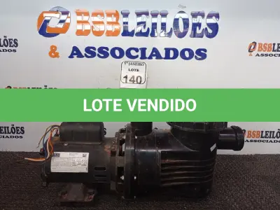 LOTE 140 - 01 MOTOR DE INDUÇÃO GAIOLA COM PRÉ FILTRO E TERMÓSTATO.  (NO ESTADO) ATENÇÃO! FAZER A VISITAÇÃO ANTES DE ARREMATAR, NÃO SABEMOS SE FUNCIONA. LEILÃO NÃO TEM GARANTIA E NEM DEVOLUÇÃO, SUJEITO A POSSÍVEIS AVARIAS VISÍVEIS/OCULTAS E/OU AUSÊNCIA DE COMPONENTES.