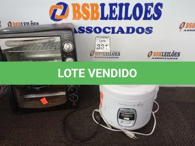 LOTE 331 - 02 FORNOS ELÉTRICOS MARCAS ELGIN E BLACK E DECKER E 01 PANELA ELÉTRICA MARCA BRITÂNIA. (NO ESTADO) ATENÇÃO! FAZER A VISITAÇÃO ANTES DE ARREMATAR, NÃO SABEMOS SE FUNCIONA. LEILÃO NÃO TEM GARANTIA E NEM DEVOLUÇÃO, SUJEITO A POSSÍVEIS AVARIAS VISÍVEIS/OCULTAS E/OU AUSÊNCIA DE COMPONENTES.