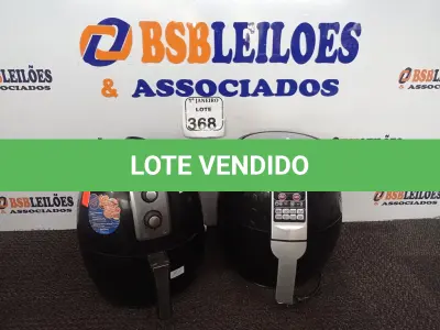 LOTE 368 - 02 AIR FRYES MARCAS BRITÂNIA E BCP. (NO ESTADO) ATENÇÃO! FAZER A VISITAÇÃO ANTES DE ARREMATAR, NÃO SABEMOS SE FUNCIONA. LEILÃO NÃO TEM GARANTIA E NEM DEVOLUÇÃO, SUJEITO A POSSÍVEIS AVARIAS VISÍVEIS/OCULTAS E/OU AUSÊNCIA DE COMPONENTES.
