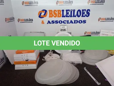 LOTE 356 - 01 LOTE C/VÁRIAS LUMINÁRIAS DE EMBUTIR MARCAS E MODELOS DIVERSOS. (NO ESTADO) ATENÇÃO! FAZER A VISITAÇÃO ANTES DE ARREMATAR, NÃO SABEMOS SE FUNCIONA. LEILÃO NÃO TEM GARANTIA E NEM DEVOLUÇÃO, SUJEITO A POSSÍVEIS AVARIAS VISÍVEIS/OCULTAS E/OU AUSÊNCIA DE COMPONENTES.