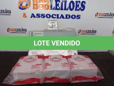 LOTE 184 - 01 QUADRO DE DISTRIBUIÇÃO P/18 MÓDULOS DE DISJUNTORES IEC/DIN MARCA SIEMENS E 03 QUADROS DE DISTRIBUIÇÃO KRONA PORTA COM SISTEMA REVERSÍVEL(NOVO). (NO ESTADO) ATENÇÃO! FAZER A VISITAÇÃO ANTES DE ARREMATAR, NÃO SABEMOS SE FUNCIONA. LEILÃO NÃO TEM GARANTIA E NEM DEVOLUÇÃO, SUJEITO A POSSÍVEIS AVARIAS VISÍVEIS/OCULTAS E/OU AUSÊNCIA DE COMPONENTES.