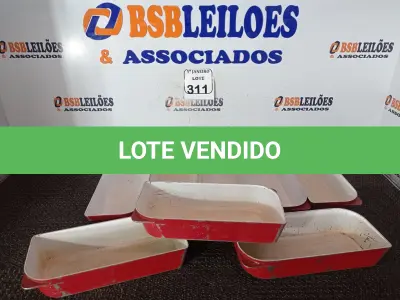 LOTE 311 - 07 TIGELAS DE FERRO. (NO ESTADO) ATENÇÃO! FAZER A VISITAÇÃO ANTES DE ARREMATAR, NÃO SABEMOS SE FUNCIONA. LEILÃO NÃO TEM GARANTIA E NEM DEVOLUÇÃO, SUJEITO A POSSÍVEIS AVARIAS VISÍVEIS/OCULTAS E/OU AUSÊNCIA DE COMPONENTES.