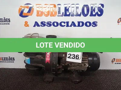 LOTE 236 - 01 MOTOBOMBA CENTRIFUGA MARCA SODRAMAR. (NO ESTADO) ATENÇÃO! FAZER A VISITAÇÃO ANTES DE ARREMATAR, NÃO SABEMOS SE FUNCIONA. LEILÃO NÃO TEM GARANTIA E NEM DEVOLUÇÃO, SUJEITO A POSSÍVEIS AVARIAS VISÍVEIS/OCULTAS E/OU AUSÊNCIA DE COMPONENTES.