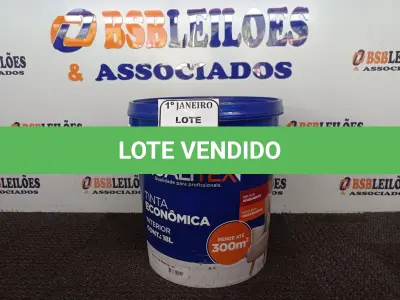 LOTE 373 - 01 GALÃO DE TINTA PARA INTERIOR QUALITEX 18L RENDE ATÉ 300M. (NO ESTADO) ATENÇÃO! FAZER A VISITAÇÃO ANTES DE ARREMATAR, NÃO SABEMOS SE FUNCIONA. LEILÃO NÃO TEM GARANTIA E NEM DEVOLUÇÃO, SUJEITO A POSSÍVEIS AVARIAS VISÍVEIS/OCULTAS E/OU AUSÊNCIA DE COMPONENTES.