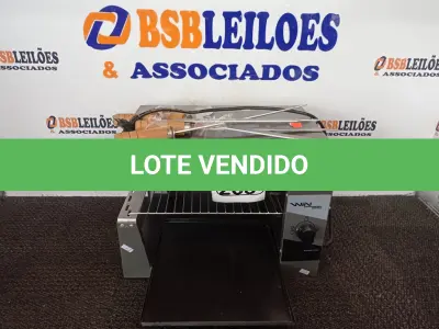 LOTE 265 - 01 CHURRASQUEIRA ELÉTRICA EM INOX C/04 ESPETOS. (NO ESTADO) ATENÇÃO! FAZER A VISITAÇÃO ANTES DE ARREMATAR, NÃO SABEMOS SE FUNCIONA. LEILÃO NÃO TEM GARANTIA E NEM DEVOLUÇÃO, SUJEITO A POSSÍVEIS AVARIAS VISÍVEIS/OCULTAS E/OU AUSÊNCIA DE COMPONENTES.