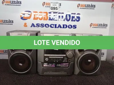 LOTE 095 - 01 APARELHO DE SOM MARCA SONY. (NO ESTADO) ATENÇÃO! FAZER A VISITAÇÃO ANTES DE ARREMATAR, NÃO SABEMOS SE FUNCIONA. LEILÃO NÃO TEM GARANTIA E NEM DEVOLUÇÃO, SUJEITO A POSSÍVEIS AVARIAS VISÍVEIS/OCULTAS E/OU AUSÊNCIA DE COMPONENTES.