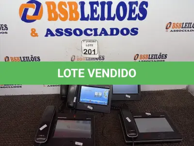 LOTE 201 - 06 APARELHOS INTERMEC AERIE 700 MOBILE COMPUTER. (NO ESTADO) ATENÇÃO! FAZER A VISITAÇÃO ANTES DE ARREMATAR, NÃO SABEMOS SE FUNCIONA. LEILÃO NÃO TEM GARANTIA E NEM DEVOLUÇÃO, SUJEITO A POSSÍVEIS AVARIAS VISÍVEIS/OCULTAS E/OU AUSÊNCIA DE COMPONENTES.