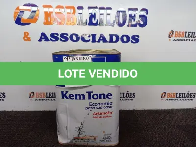 LOTE 370 - 01 LATA DE TINTA ACRÍLICA 18L MARCA SHERWIN WILLIANS. (NO ESTADO) ATENÇÃO! FAZER A VISITAÇÃO ANTES DE ARREMATAR, NÃO SABEMOS SE FUNCIONA. LEILÃO NÃO TEM GARANTIA E NEM DEVOLUÇÃO, SUJEITO A POSSÍVEIS AVARIAS VISÍVEIS/OCULTAS E/OU AUSÊNCIA DE COMPONENTES.