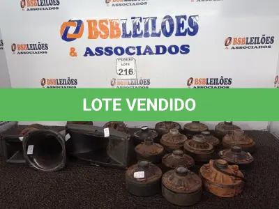 LOTE 216 - 01 LOTE C/VÁRIAS CORNETAS DE SOM INCOMPLETAS MODELOS DIVERSOS.  (NO ESTADO) ATENÇÃO! FAZER A VISITAÇÃO ANTES DE ARREMATAR, NÃO SABEMOS SE FUNCIONA. LEILÃO NÃO TEM GARANTIA E NEM DEVOLUÇÃO, SUJEITO A POSSÍVEIS AVARIAS VISÍVEIS/OCULTAS E/OU AUSÊNCIA DE COMPONENTES.