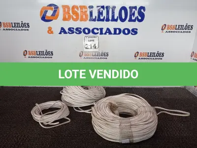 LOTE 214 - 01 LOTE C/VÁRIOS ROLOS DE FIOS DUPLOS INCOMPLETOS. (NO ESTADO) ATENÇÃO! FAZER A VISITAÇÃO ANTES DE ARREMATAR, NÃO SABEMOS SE FUNCIONA. LEILÃO NÃO TEM GARANTIA E NEM DEVOLUÇÃO, SUJEITO A POSSÍVEIS AVARIAS VISÍVEIS/OCULTAS E/OU AUSÊNCIA DE COMPONENTES.