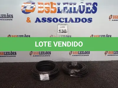 LOTE 138 - 02 CABOS DE ROLO FLEXÍVEL COM APROXIMADAMENTE 25 METROS. (NOVO) (NO ESTADO) ATENÇÃO! FAZER A VISITAÇÃO ANTES DE ARREMATAR, NÃO SABEMOS SE FUNCIONA. LEILÃO NÃO TEM GARANTIA E NEM DEVOLUÇÃO, SUJEITO A POSSÍVEIS AVARIAS VISÍVEIS/OCULTAS E/OU AUSÊNCIA DE COMPONENTES.