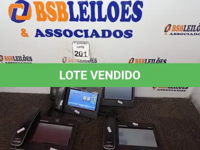 LOTE 201 - 06 APARELHOS INTERMEC AERIE 700 MOBILE COMPUTER. (NO ESTADO) ATENÇÃO! FAZER A VISITAÇÃO ANTES DE ARREMATAR, NÃO SABEMOS SE FUNCIONA. LEILÃO NÃO TEM GARANTIA E NEM DEVOLUÇÃO, SUJEITO A POSSÍVEIS AVARIAS VISÍVEIS/OCULTAS E/OU AUSÊNCIA DE COMPONENTES.