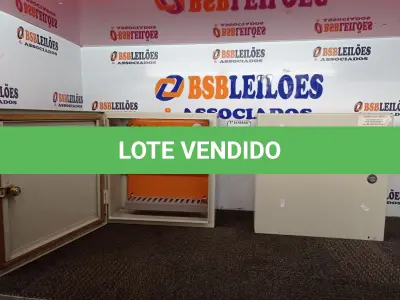 LOTE 150 - 02 QUADROS ELÉTRICOS EM AÇO. (NO ESTADO) ATENÇÃO! FAZER A VISITAÇÃO ANTES DE ARREMATAR, NÃO SABEMOS SE FUNCIONA. LEILÃO NÃO TEM GARANTIA E NEM DEVOLUÇÃO, SUJEITO A POSSÍVEIS AVARIAS VISÍVEIS/OCULTAS E/OU AUSÊNCIA DE COMPONENTES.