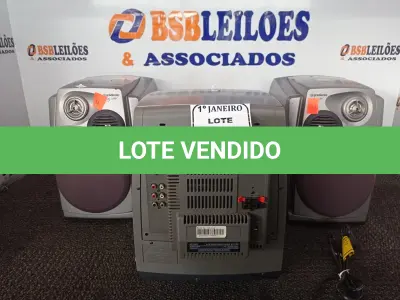 LOTE 303 - 01 APARELHO DE SOM MARCA GRADIENTE. (NO ESTADO) ATENÇÃO! FAZER A VISITAÇÃO ANTES DE ARREMATAR, NÃO SABEMOS SE FUNCIONA. LEILÃO NÃO TEM GARANTIA E NEM DEVOLUÇÃO, SUJEITO A POSSÍVEIS AVARIAS VISÍVEIS/OCULTAS E/OU AUSÊNCIA DE COMPONENTES.