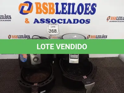 LOTE 368 - 02 AIR FRYES MARCAS BRITÂNIA E BCP. (NO ESTADO) ATENÇÃO! FAZER A VISITAÇÃO ANTES DE ARREMATAR, NÃO SABEMOS SE FUNCIONA. LEILÃO NÃO TEM GARANTIA E NEM DEVOLUÇÃO, SUJEITO A POSSÍVEIS AVARIAS VISÍVEIS/OCULTAS E/OU AUSÊNCIA DE COMPONENTES.