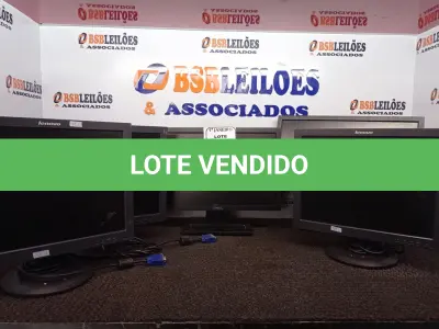 LOTE 202 - 06 MONITORES LCD MARCAS E MODELOS DIVERSOS. (NO ESTADO) ATENÇÃO! FAZER A VISITAÇÃO ANTES DE ARREMATAR, NÃO SABEMOS SE FUNCIONA. LEILÃO NÃO TEM GARANTIA E NEM DEVOLUÇÃO, SUJEITO A POSSÍVEIS AVARIAS VISÍVEIS/OCULTAS E/OU AUSÊNCIA DE COMPONENTES.