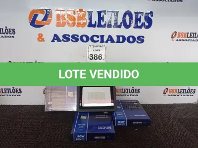 LOTE 386 - 05 REFLETORES DE LED AMBIENTE EXTERNO 100W CADA(NOVO). (NO ESTADO) ATENÇÃO! FAZER A VISITAÇÃO ANTES DE ARREMATAR, NÃO SABEMOS SE FUNCIONA. LEILÃO NÃO TEM GARANTIA E NEM DEVOLUÇÃO, SUJEITO A POSSÍVEIS AVARIAS VISÍVEIS/OCULTAS E/OU AUSÊNCIA DE COMPONENTES.