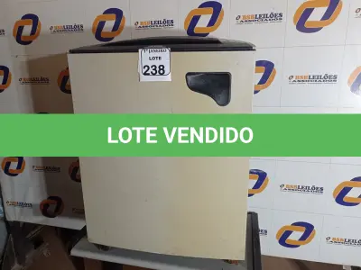 LOTE 238 - 01 FRAGMENTADORA DE PAPEL MARCA FELLOWES. (NO ESTADO) ATENÇÃO! FAZER A VISITAÇÃO ANTES DE ARREMATAR, NÃO SABEMOS SE FUNCIONA. LEILÃO NÃO TEM GARANTIA E NEM DEVOLUÇÃO, SUJEITO A POSSÍVEIS AVARIAS VISÍVEIS/OCULTAS E/OU AUSÊNCIA DE COMPONENTES.