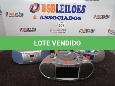 LOTE 207 - 04 RÁDIOS MICRO SYSTEM MARCAS E MODELOS DIVERSOS. (NO ESTADO) ATENÇÃO! FAZER A VISITAÇÃO ANTES DE ARREMATAR, NÃO SABEMOS SE FUNCIONA. LEILÃO NÃO TEM GARANTIA E NEM DEVOLUÇÃO, SUJEITO A POSSÍVEIS AVARIAS VISÍVEIS/OCULTAS E/OU AUSÊNCIA DE COMPONENTES.