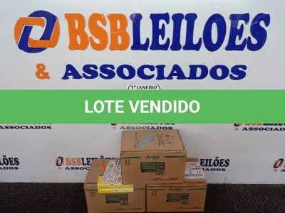 LOTE 279 - 03 CAIXAS COM 06 UNIDADES CADA DE CATALIZADOR VERNIZ PU. (NOVO) (NO ESTADO) ATENÇÃO! FAZER A VISITAÇÃO ANTES DE ARREMATAR, NÃO SABEMOS SE FUNCIONA. LEILÃO NÃO TEM GARANTIA E NEM DEVOLUÇÃO, SUJEITO A POSSÍVEIS AVARIAS VISÍVEIS/OCULTAS E/OU AUSÊNCIA DE COMPONENTES.