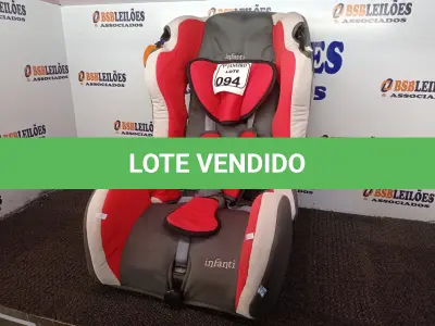 LOTE 094 - 01 CADEIRINHA DE SEGURANÇA INFANTIL MARCA INFANTE CINZA/VERMELHA. (NO ESTADO) ATENÇÃO! FAZER A VISITAÇÃO ANTES DE ARREMATAR, NÃO SABEMOS SE FUNCIONA. LEILÃO NÃO TEM GARANTIA E NEM DEVOLUÇÃO, SUJEITO A POSSÍVEIS AVARIAS VISÍVEIS/OCULTAS E/OU AUSÊNCIA DE COMPONENTES.