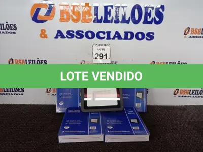 LOTE 291 - 05 REFLETORES DE LED AMBIENTE EXTERNO 100W CADA (NOVO). (NO ESTADO) ATENÇÃO! FAZER A VISITAÇÃO ANTES DE ARREMATAR, NÃO SABEMOS SE FUNCIONA. LEILÃO NÃO TEM GARANTIA E NEM DEVOLUÇÃO, SUJEITO A POSSÍVEIS AVARIAS VISÍVEIS/OCULTAS E/OU AUSÊNCIA DE COMPONENTES.