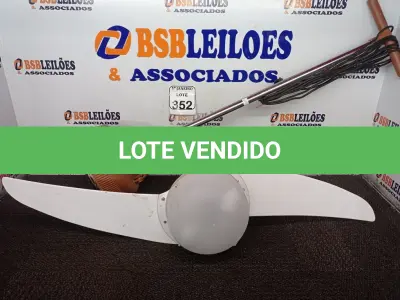 LOTE 352 - 01 ENCERADEIRA E 01 VENTILADOR DE TETO MARCAS E MODELOS DIVERSOS. (NO ESTADO) ATENÇÃO! FAZER A VISITAÇÃO ANTES DE ARREMATAR, NÃO SABEMOS SE FUNCIONA. LEILÃO NÃO TEM GARANTIA E NEM DEVOLUÇÃO, SUJEITO A POSSÍVEIS AVARIAS VISÍVEIS/OCULTAS E/OU AUSÊNCIA DE COMPONENTES.