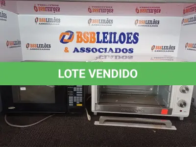 LOTE 298 - 01 FORNO ELÉTRICO C/AVARIAS MARCA BRITÂNIA E 01 MICRO-ONDAS C/PRATA MARCA SAMSUNG. (NO ESTADO) ATENÇÃO! FAZER A VISITAÇÃO ANTES DE ARREMATAR, NÃO SABEMOS SE FUNCIONA. LEILÃO NÃO TEM GARANTIA E NEM DEVOLUÇÃO, SUJEITO A POSSÍVEIS AVARIAS VISÍVEIS/OCULTAS E/OU AUSÊNCIA DE COMPONENTES.