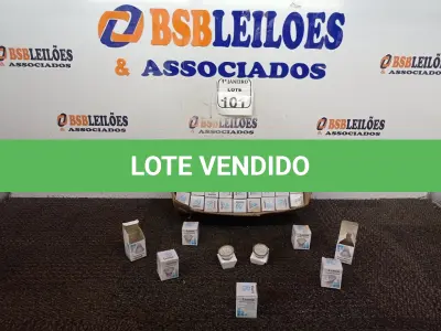 LOTE 101 - 01 LOTE C/ APROXIMADAMENTE 80 LED MINI DICROICA MARCA LUMIA. (NO ESTADO) ATENÇÃO! FAZER A VISITAÇÃO ANTES DE ARREMATAR, NÃO SABEMOS SE FUNCIONA. LEILÃO NÃO TEM GARANTIA E NEM DEVOLUÇÃO, SUJEITO A POSSÍVEIS AVARIAS VISÍVEIS/OCULTAS E/OU AUSÊNCIA DE COMPONENTES.