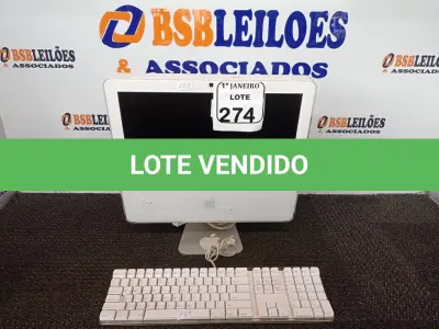 LOTE 274 - 01 IMAC C/TECLADO NA COR BRANCO. (NO ESTADO) ATENÇÃO! FAZER A VISITAÇÃO ANTES DE ARREMATAR, NÃO SABEMOS SE FUNCIONA. LEILÃO NÃO TEM GARANTIA E NEM DEVOLUÇÃO, SUJEITO A POSSÍVEIS AVARIAS VISÍVEIS/OCULTAS E/OU AUSÊNCIA DE COMPONENTES.