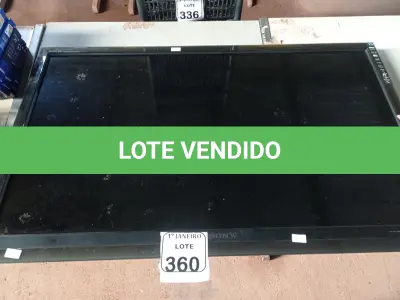 LOTE 360 - 01 TV 46” MARCA SONY. (NO ESTADO) ATENÇÃO! FAZER A VISITAÇÃO ANTES DE ARREMATAR, NÃO SABEMOS SE FUNCIONA. LEILÃO NÃO TEM GARANTIA E NEM DEVOLUÇÃO, SUJEITO A POSSÍVEIS AVARIAS VISÍVEIS/OCULTAS E/OU AUSÊNCIA DE COMPONENTES.