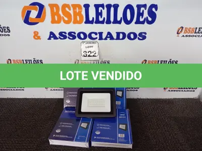 LOTE 322 - 05 REFLETORES DE LED AMBIENTE EXTERNO 100W CADA(NOVO). (NO ESTADO) ATENÇÃO! FAZER A VISITAÇÃO ANTES DE ARREMATAR, NÃO SABEMOS SE FUNCIONA. LEILÃO NÃO TEM GARANTIA E NEM DEVOLUÇÃO, SUJEITO A POSSÍVEIS AVARIAS VISÍVEIS/OCULTAS E/OU AUSÊNCIA DE COMPONENTES.