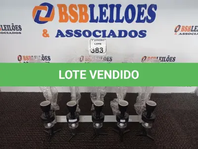 LOTE 383 - 05 SUPORTES DOSADORES DE GARRAFAS. (NO ESTADO) ATENÇÃO! FAZER A VISITAÇÃO ANTES DE ARREMATAR, NÃO SABEMOS SE FUNCIONA. LEILÃO NÃO TEM GARANTIA E NEM DEVOLUÇÃO, SUJEITO A POSSÍVEIS AVARIAS VISÍVEIS/OCULTAS E/OU AUSÊNCIA DE COMPONENTES.