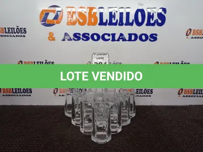 LOTE 084 - 10 CANECAS DE VIDRO. (NO ESTADO) ATENÇÃO! FAZER A VISITAÇÃO ANTES DE ARREMATAR, NÃO SABEMOS SE FUNCIONA. LEILÃO NÃO TEM GARANTIA E NEM DEVOLUÇÃO, SUJEITO A POSSÍVEIS AVARIAS VISÍVEIS/OCULTAS E/OU AUSÊNCIA DE COMPONENTES.