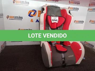 LOTE 094 - 01 CADEIRINHA DE SEGURANÇA INFANTIL MARCA INFANTE CINZA/VERMELHA. (NO ESTADO) ATENÇÃO! FAZER A VISITAÇÃO ANTES DE ARREMATAR, NÃO SABEMOS SE FUNCIONA. LEILÃO NÃO TEM GARANTIA E NEM DEVOLUÇÃO, SUJEITO A POSSÍVEIS AVARIAS VISÍVEIS/OCULTAS E/OU AUSÊNCIA DE COMPONENTES.