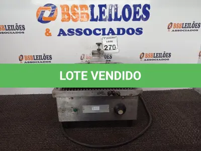 LOTE 270 - 01 SANDUICHEIRA EM INOX ELÉTRICA TRIFÁSICA. (NO ESTADO) ATENÇÃO! FAZER A VISITAÇÃO ANTES DE ARREMATAR, NÃO SABEMOS SE FUNCIONA. LEILÃO NÃO TEM GARANTIA E NEM DEVOLUÇÃO, SUJEITO A POSSÍVEIS AVARIAS VISÍVEIS/OCULTAS E/OU AUSÊNCIA DE COMPONENTES.