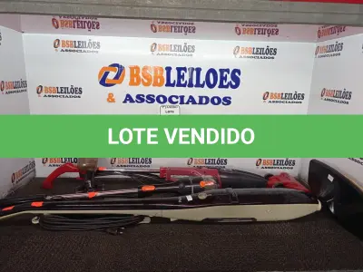 LOTE 353 - 03 ASPIRADORES PORTÁTEIS MARCAS E MODELOS DIVERSOS. (NO ESTADO) ATENÇÃO! FAZER A VISITAÇÃO ANTES DE ARREMATAR, NÃO SABEMOS SE FUNCIONA. LEILÃO NÃO TEM GARANTIA E NEM DEVOLUÇÃO, SUJEITO A POSSÍVEIS AVARIAS VISÍVEIS/OCULTAS E/OU AUSÊNCIA DE COMPONENTES.