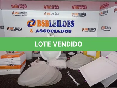 LOTE 356 - 01 LOTE C/VÁRIAS LUMINÁRIAS DE EMBUTIR MARCAS E MODELOS DIVERSOS. (NO ESTADO) ATENÇÃO! FAZER A VISITAÇÃO ANTES DE ARREMATAR, NÃO SABEMOS SE FUNCIONA. LEILÃO NÃO TEM GARANTIA E NEM DEVOLUÇÃO, SUJEITO A POSSÍVEIS AVARIAS VISÍVEIS/OCULTAS E/OU AUSÊNCIA DE COMPONENTES.