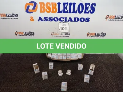 LOTE 101 - 01 LOTE C/ APROXIMADAMENTE 80 LED MINI DICROICA MARCA LUMIA. (NO ESTADO) ATENÇÃO! FAZER A VISITAÇÃO ANTES DE ARREMATAR, NÃO SABEMOS SE FUNCIONA. LEILÃO NÃO TEM GARANTIA E NEM DEVOLUÇÃO, SUJEITO A POSSÍVEIS AVARIAS VISÍVEIS/OCULTAS E/OU AUSÊNCIA DE COMPONENTES.