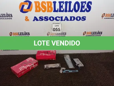 LOTE 055 - 02 FECHADURAS PARA PORTA CONCEPT MARCA PADO. (NO ESTADO) ATENÇÃO! FAZER A VISITAÇÃO ANTES DE ARREMATAR, NÃO SABEMOS SE FUNCIONA. LEILÃO NÃO TEM GARANTIA E NEM DEVOLUÇÃO, SUJEITO A POSSÍVEIS AVARIAS VISÍVEIS/OCULTAS E/OU AUSÊNCIA DE COMPONENTES.